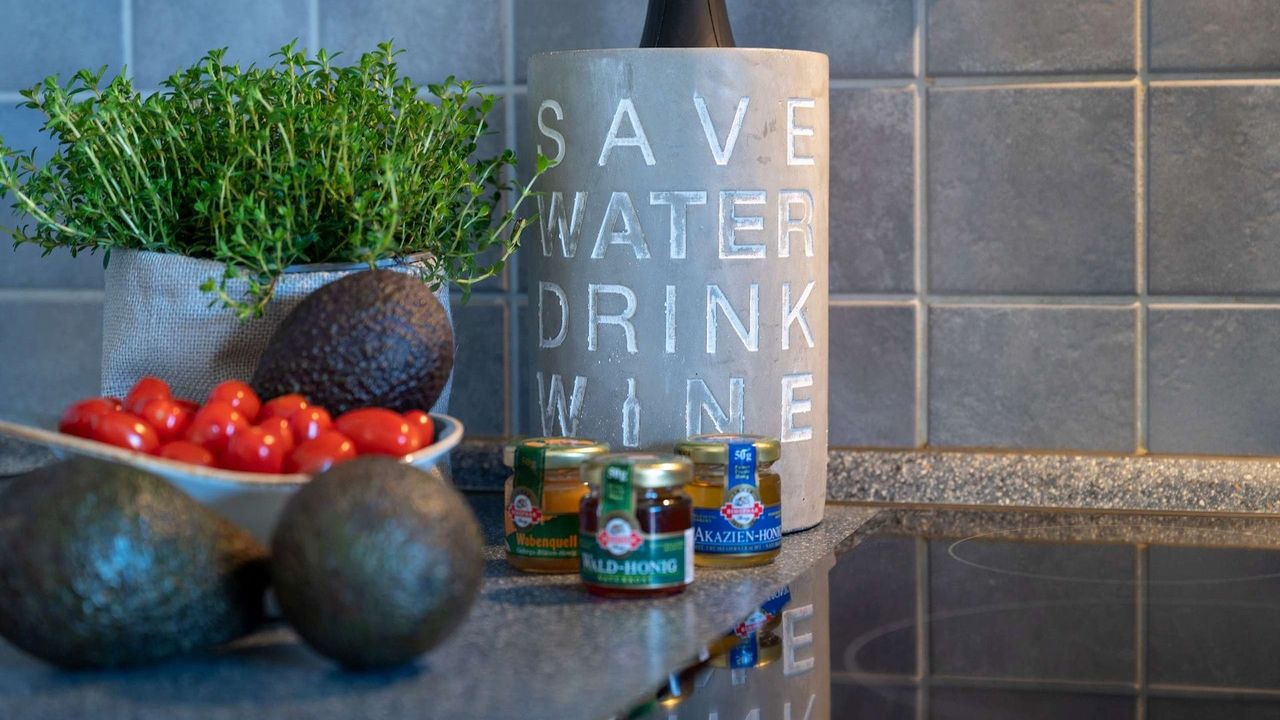 Küche / Küchenzeile Küche / Küchenzeile